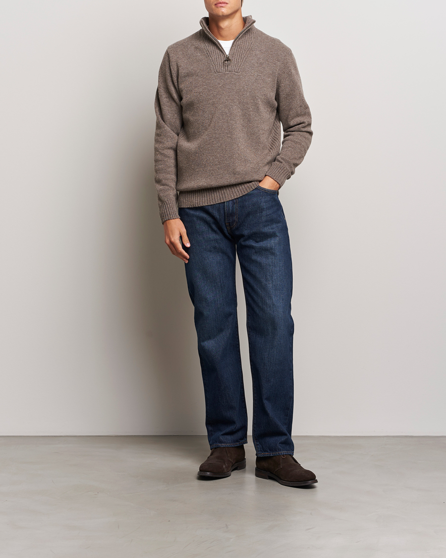 Herr | Tröjor | Barbour Lifestyle | Essential Lambswool Half Zip Dark Stone