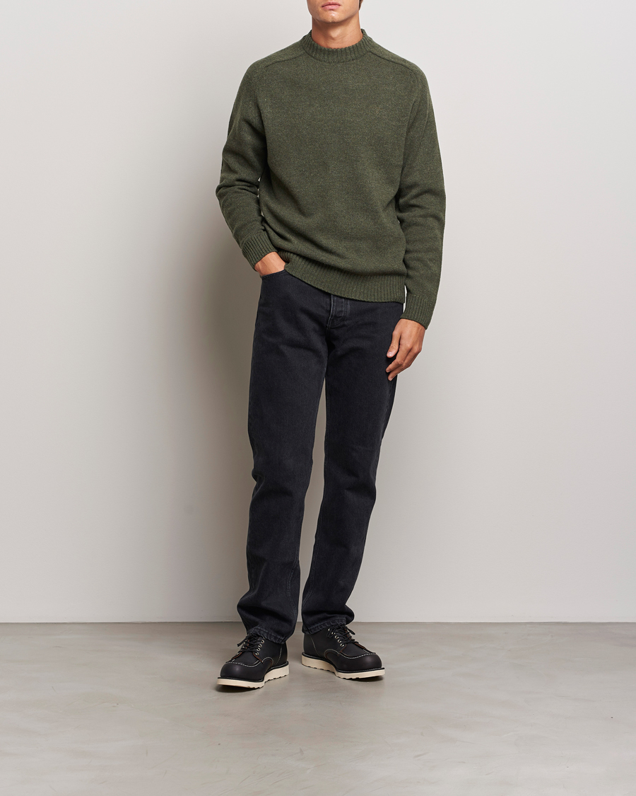 Herr | Tröjor | Barbour Lifestyle | Grangetown Lambswool Crewneck Olive