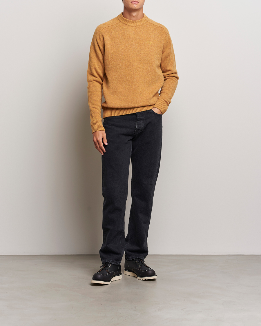 Herr | Tröjor | Barbour Lifestyle | Grangetown Lambswool Crewneck Harvest Gold