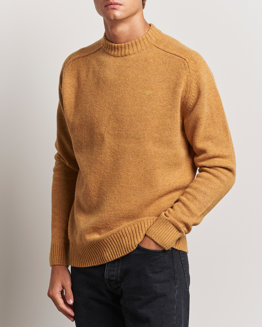 Herr | Tröjor | Barbour Lifestyle | Grangetown Lambswool Crewneck Harvest Gold