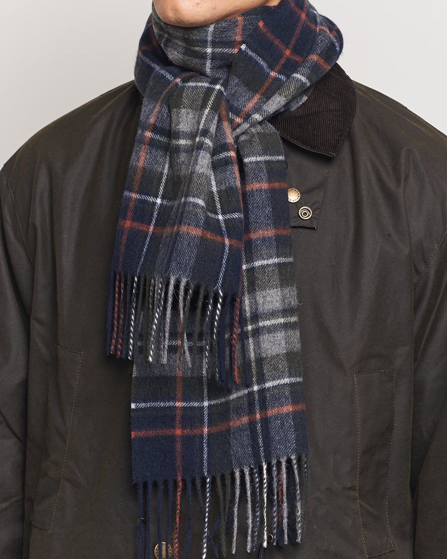 Herr | Barbour Lifestyle Lambswool/Cashmere New Check Tartan Navy/Dark Ginger | Barbour Lifestyle | Lambswool/Cashmere New Check Tartan Navy/Dark Ginger