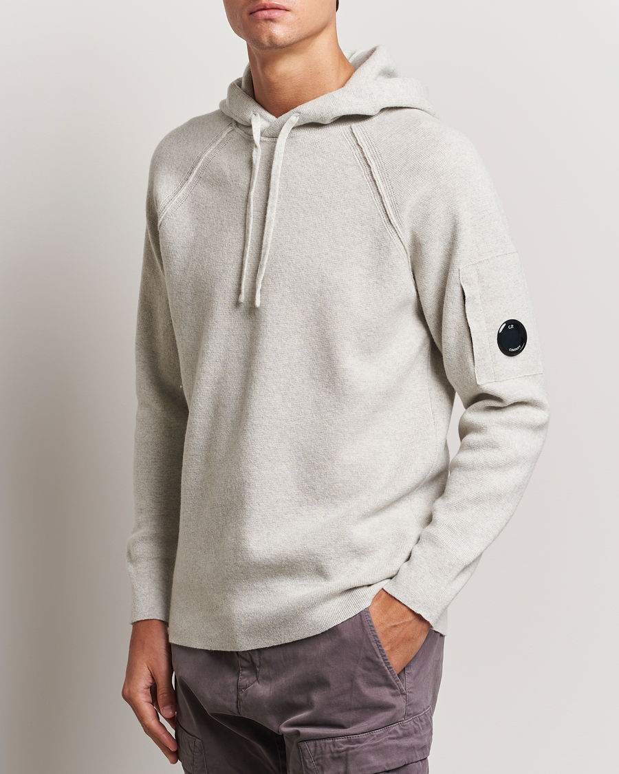 Herr | Tröjor | C.P. Company | Lambswool Knitted Lens Hood Grey Melange