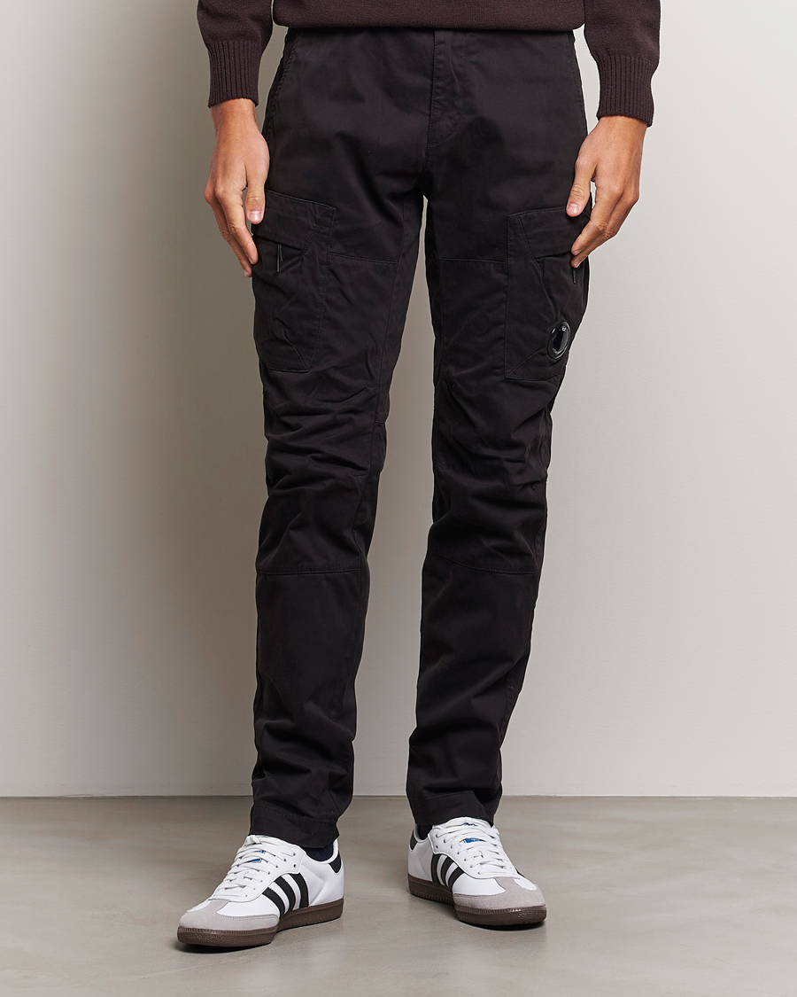 Herr | Byxor | C.P. Company | Stretch Satin Lens Cargo Pants Black