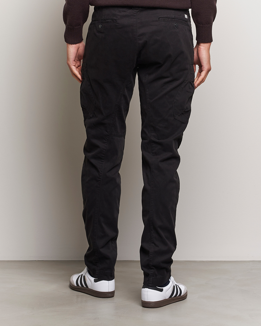 Herr | Byxor | C.P. Company | Stretch Satin Lens Cargo Pants Black