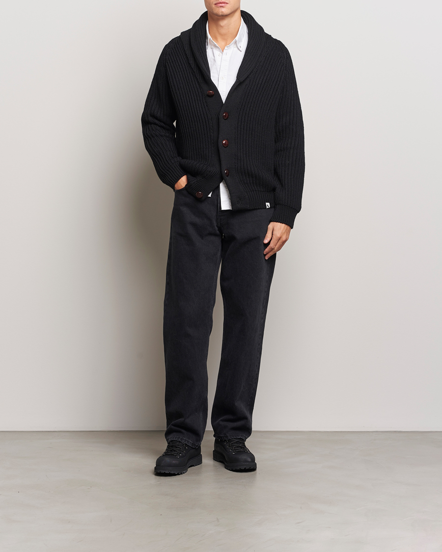 Herr | Tröjor | Peregrine | Wilkinson Ribbed Wool Cardigan Black