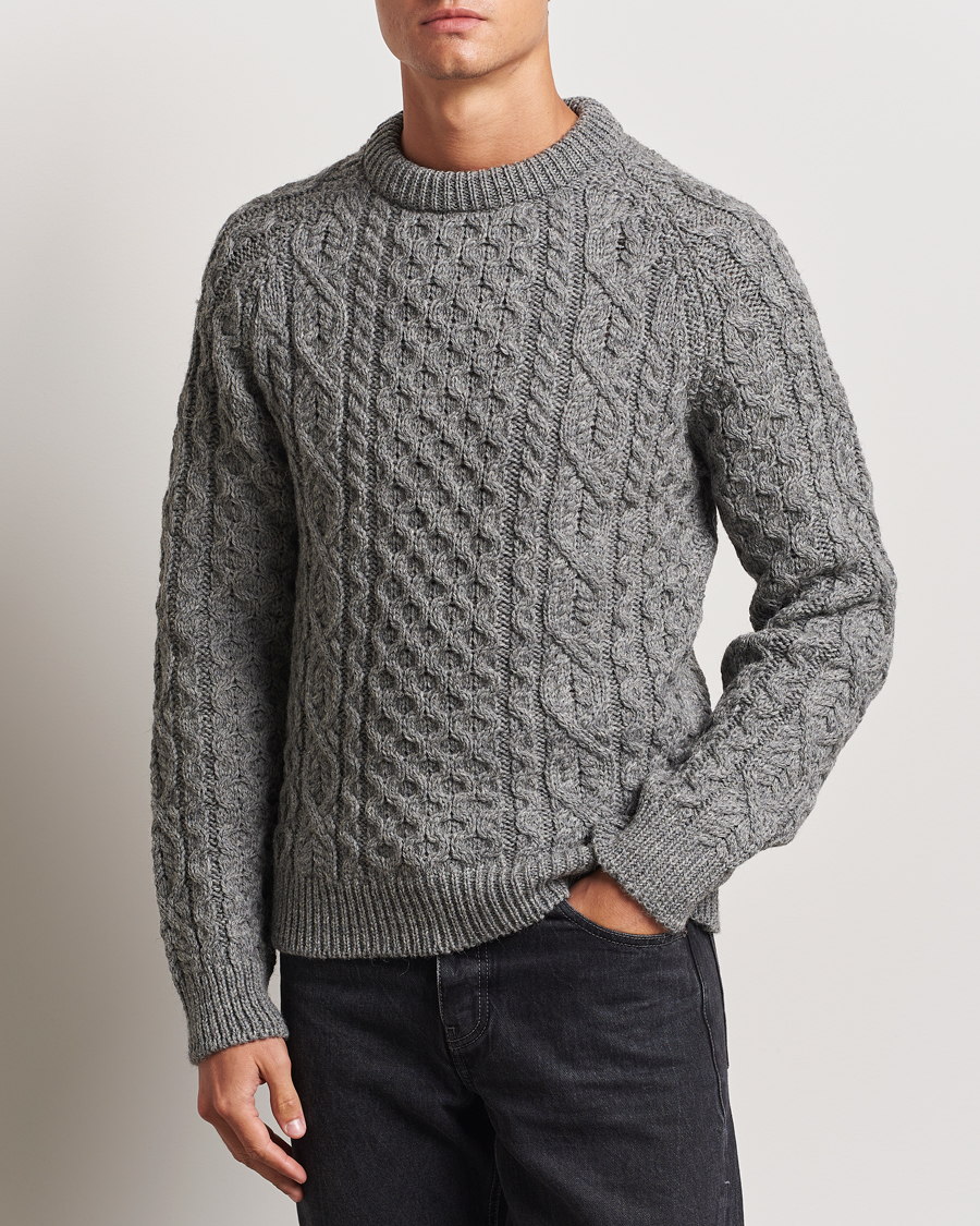 Herr | Tröjor | Peregrine | Hudson Wool Aran Knitted Jumper Steel
