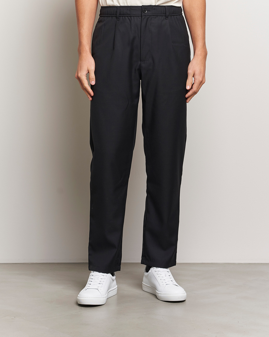 Herr | Byxor | Samsøe Samsøe | Bertil Pleated Drawstring Trousers Black