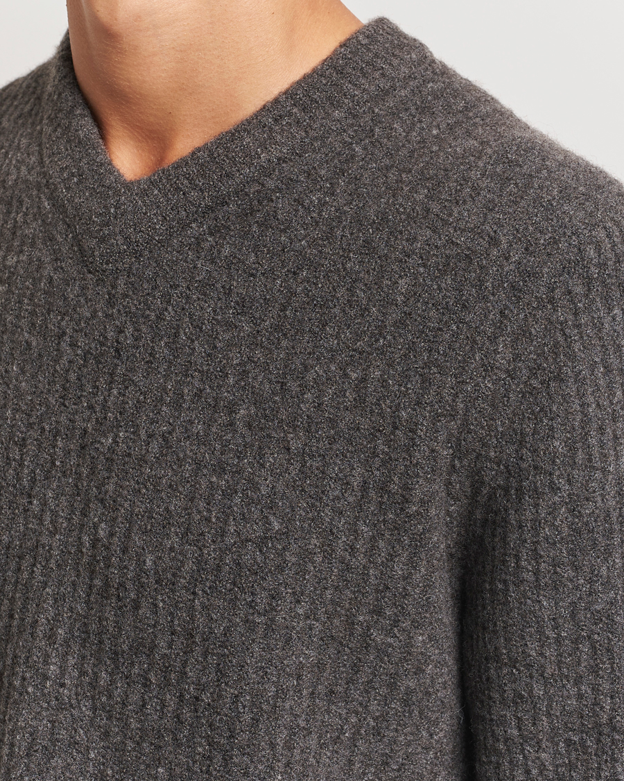 Herr | Tröjor | Samsøe Samsøe | Koji Rib Knitted V-Neck Volcanic Ash
