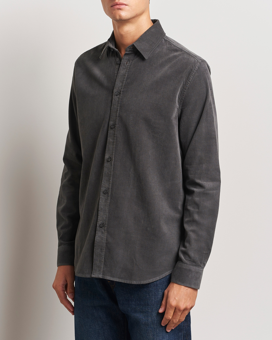 Herr | Skjortor | Samsøe Samsøe | Liam Baby Cord Shirt Volcanic Ash
