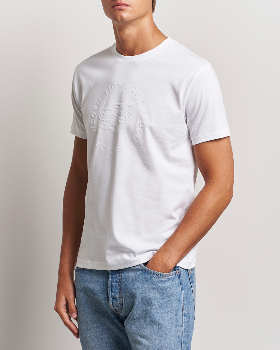 Herr | T-Shirts | Tiger of Sweden | Dillan Logo Crew Neck T-Shirt Pure White