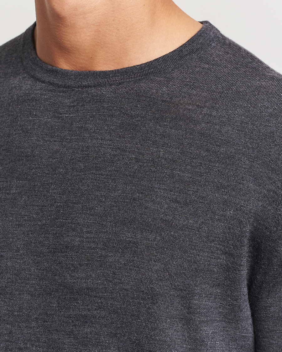 Herr | Tröjor | Tiger of Sweden | Connor Crew Neck Pullover Grey Street