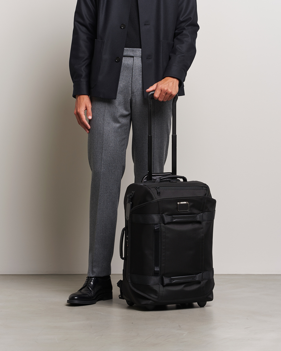 Herr | Väskor | TUMI | Alpha Bravo Wheeled Duffle Black