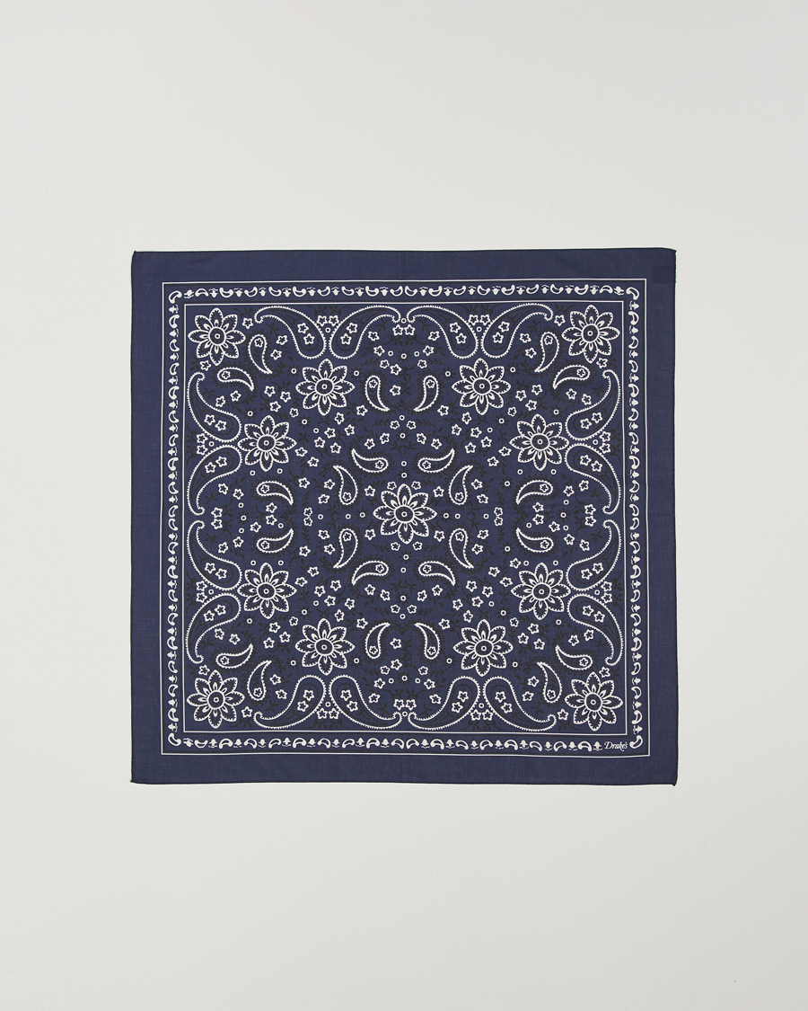 Herr | Scarves | Drake's | Drake'sClassic Paisley BandanaNavy