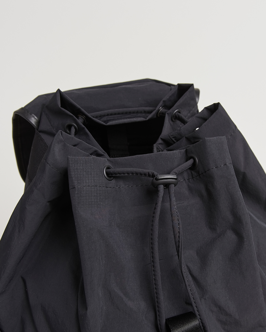Herr | Väskor | mazi untitled | All Day 04 Nylon Backpack Black