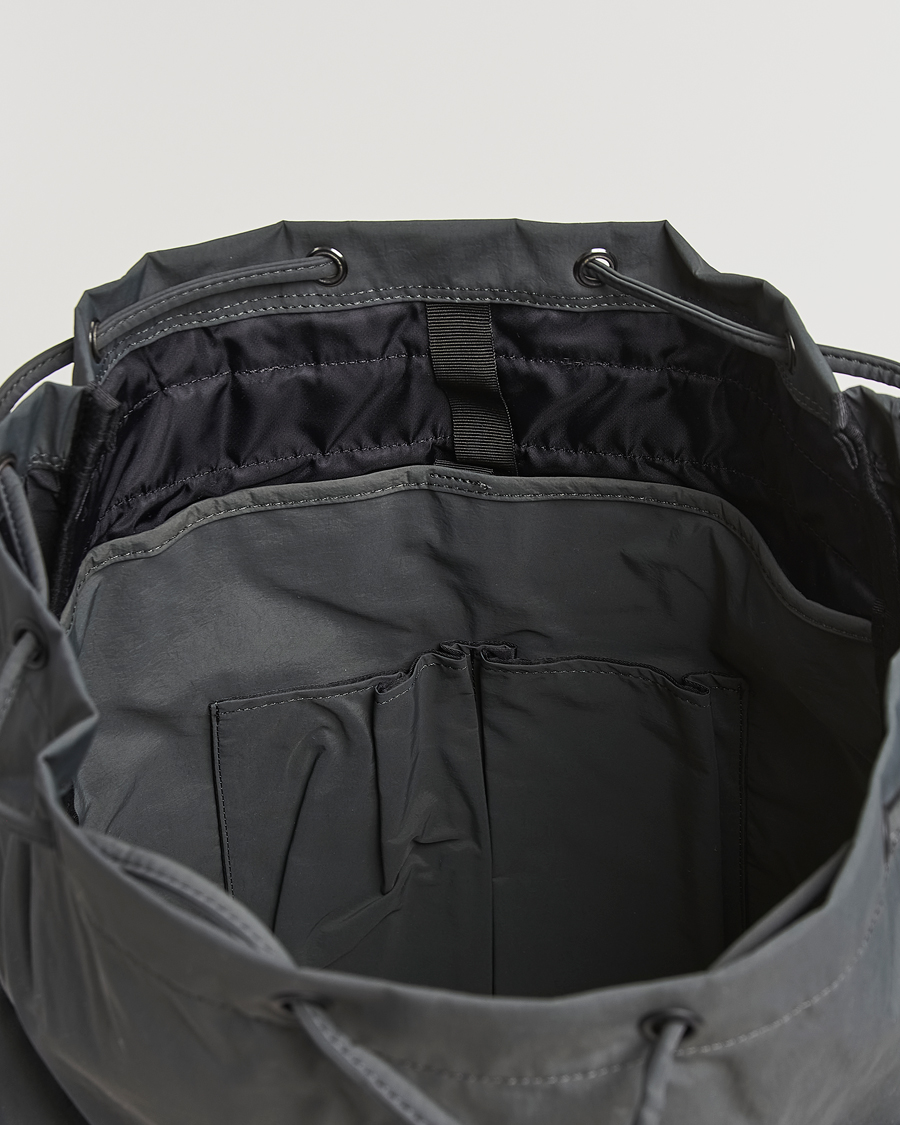 Herr | Väskor | mazi untitled | All Day 04 Nylon Backpack Grey