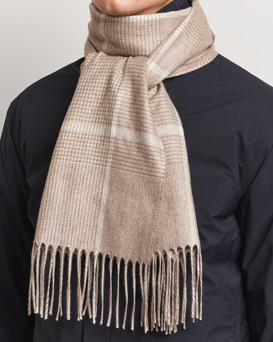 Herr | Piacenza Cashmere Cashmere/Silk Overcheck Scarf Beige | Piacenza Cashmere | Cashmere/Silk Overcheck Scarf Beige