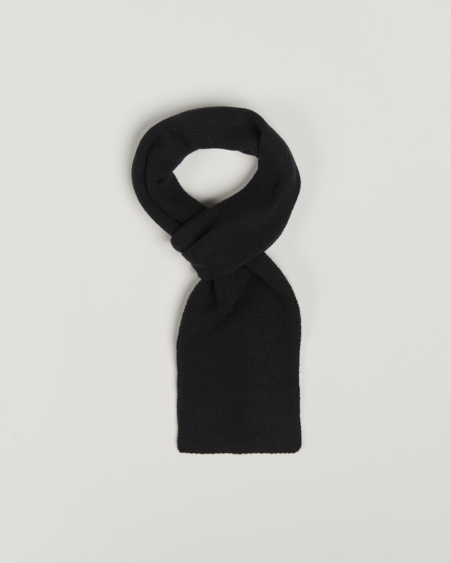 Herr | Piacenza Cashmere Short Loop Cashmere Scarf Black | Piacenza Cashmere | Short Loop Cashmere Scarf Black