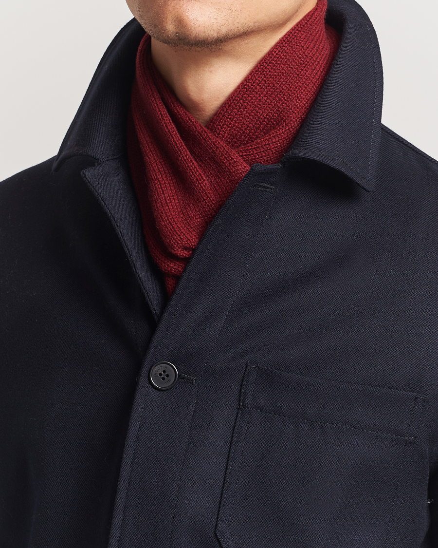 Herr | Piacenza Cashmere Short Loop Cashmere Scarf Burgundy | Piacenza Cashmere | Short Loop Cashmere Scarf Burgundy