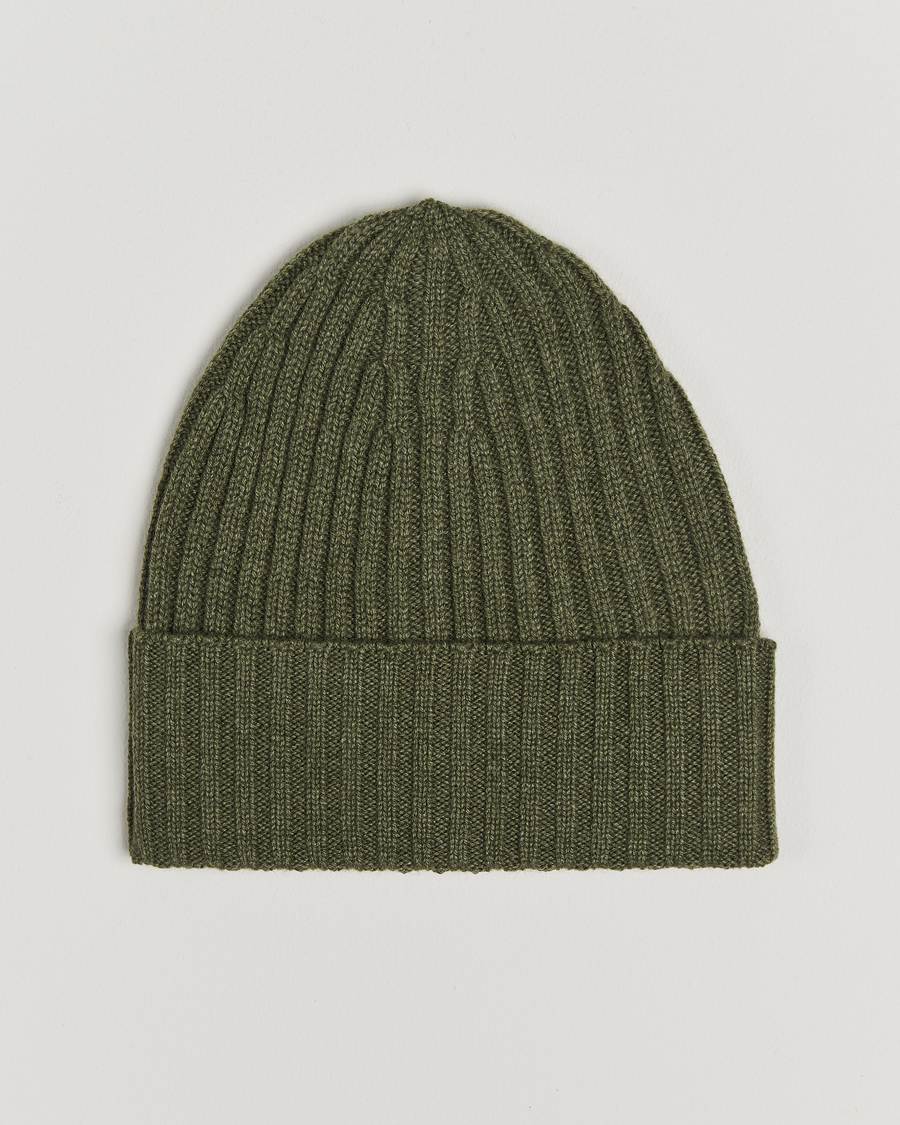 Herr | Piacenza Cashmere Ribbed Cashmere Beanie Olive | Piacenza Cashmere | Ribbed Cashmere Beanie Olive