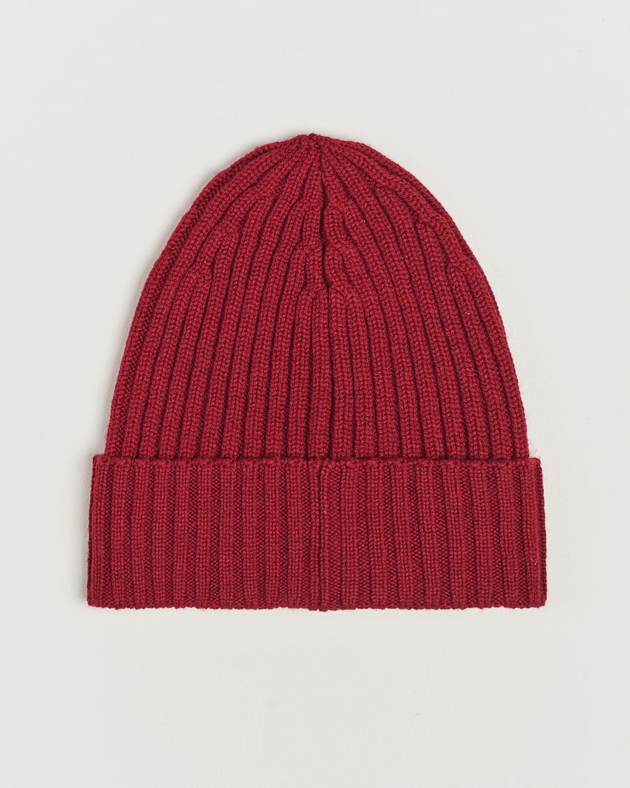 Herr | Piacenza Cashmere Ribbed Cashmere Beanie Burgundy | Piacenza Cashmere | Ribbed Cashmere Beanie Burgundy