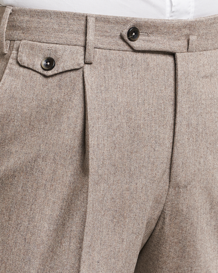 Herr | Byxor | PT01 | Slim Fit Pleated Wool/Cashmere Trousers Beige