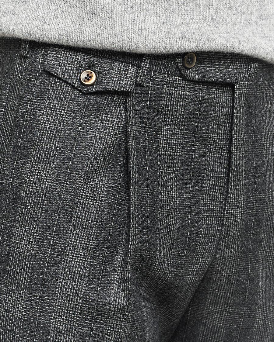 Herr | Byxor | PT01 | Slim Fit Pleated Checked Flannel Trousers Grey