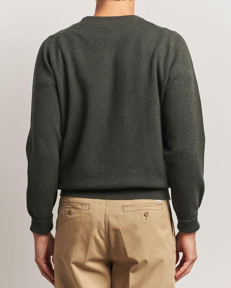 Herr | Tröjor | William Lockie | Rob Lambswool Crewneck Seaweed