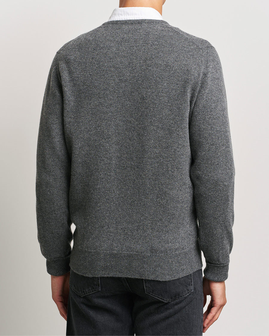 Herr | Tröjor | William Lockie | Rob Lambswool V-Neck Cliff