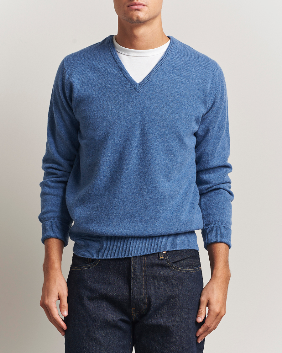Herr | Tröjor | William Lockie | Rob Lambswool V-Neck Clyde