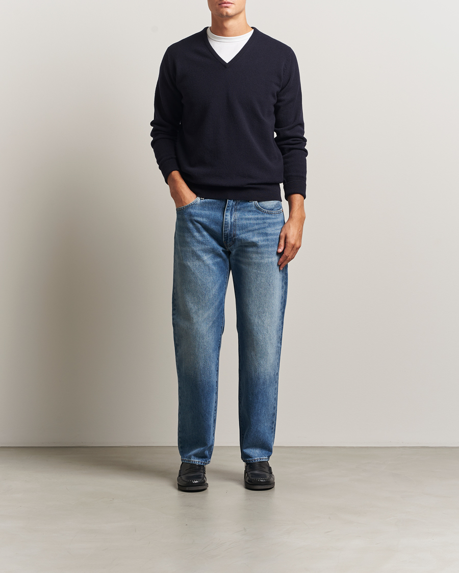 Herr | Tröjor | William Lockie | Rob Lambswool V-Neck Navy
