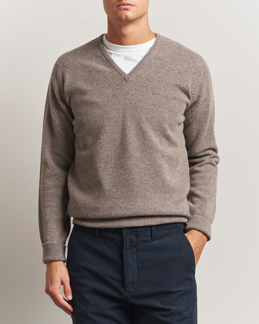 Herr | Tröjor | William Lockie | Rob Lambswool V-Neck Vole