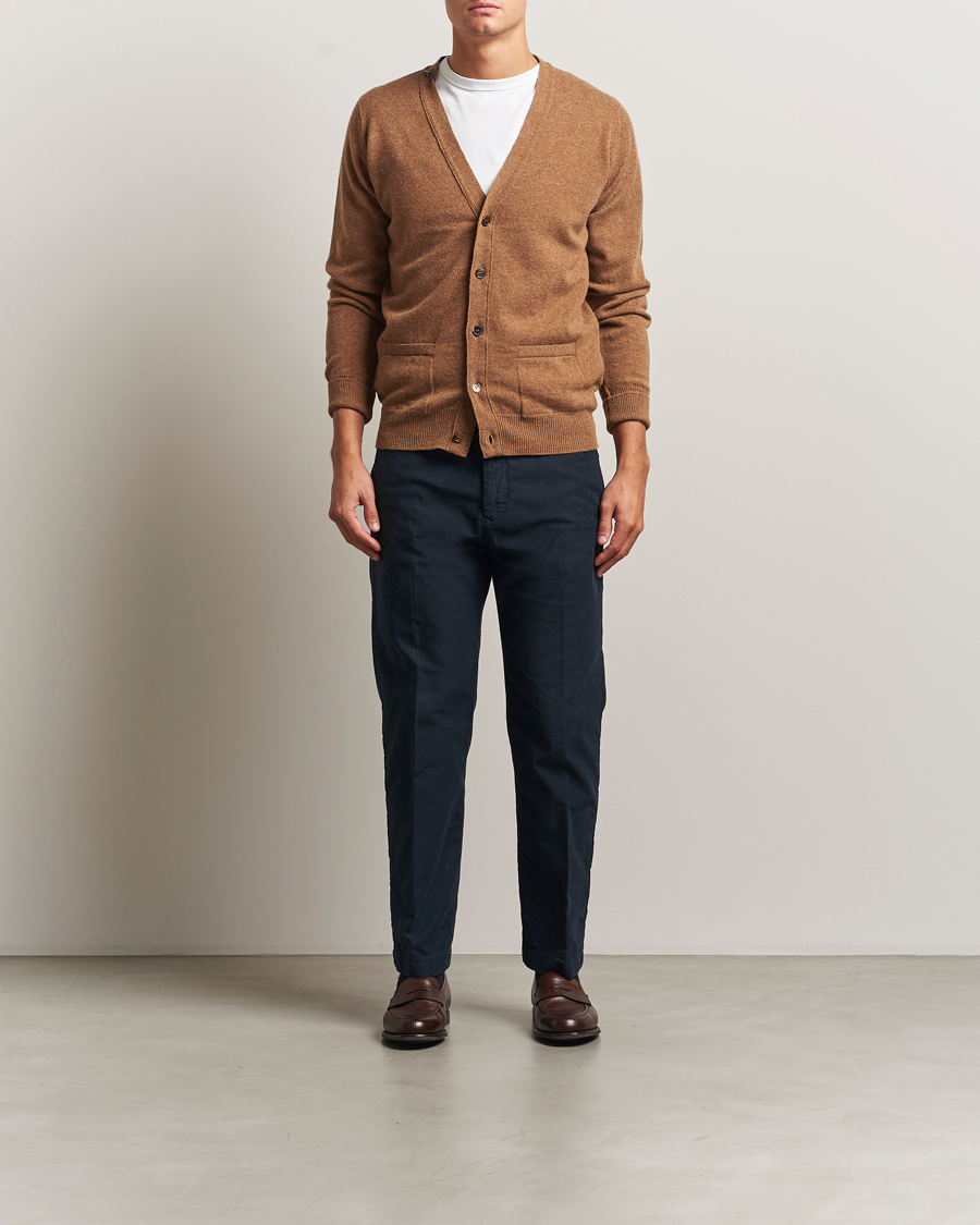 Herr | Tröjor | William Lockie | Rob Lambswool Cardigan Driftwood