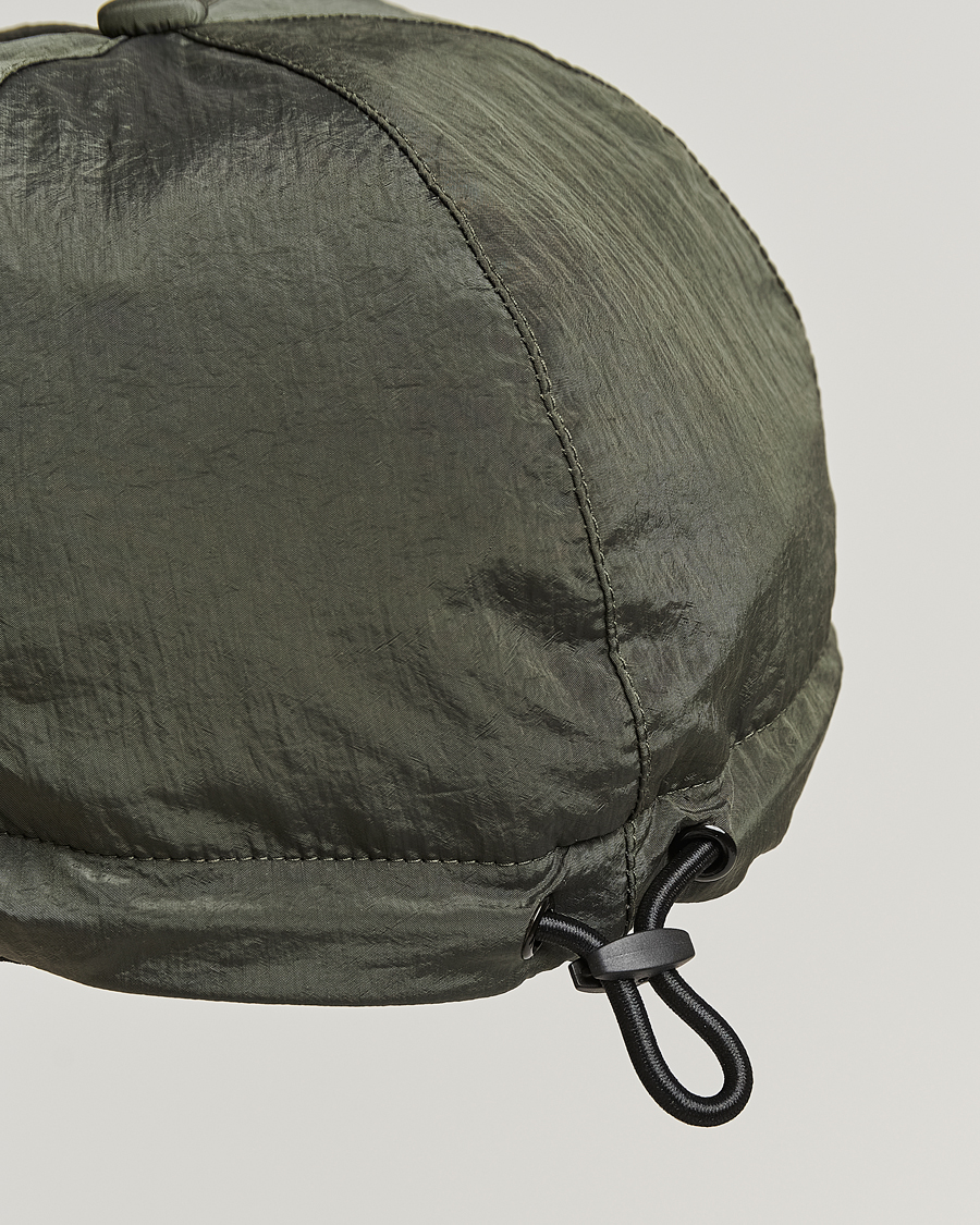 Herr | Stone Island Nylon Metal Logo Cap Musk | Stone Island | Nylon Metal Logo Cap Musk