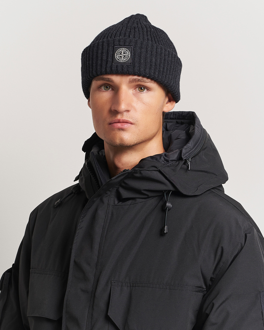 Herr | Stone Island Full Rib Wool Beanie Melange Charcoal | Stone Island | Full Rib Wool Beanie Melange Charcoal