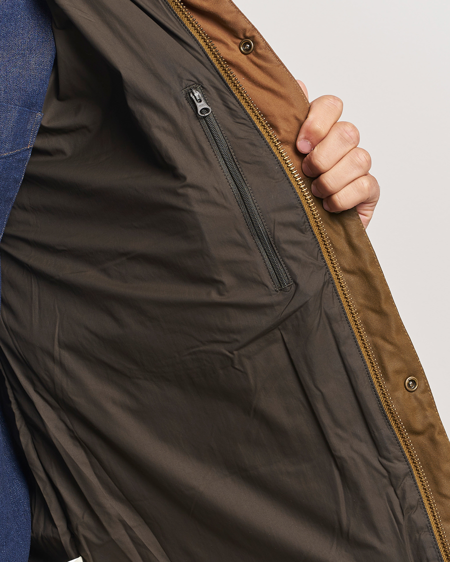 Herr | Jackor | Filson | Oiled Covered Down Cruiser Dark Tan