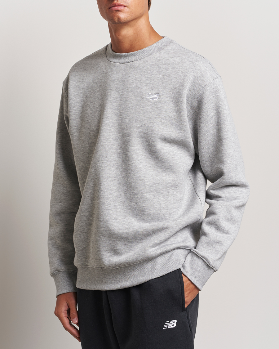 Herr | Tröjor | New Balance | Essentials Fleece Sweatshirt Athletic Grey