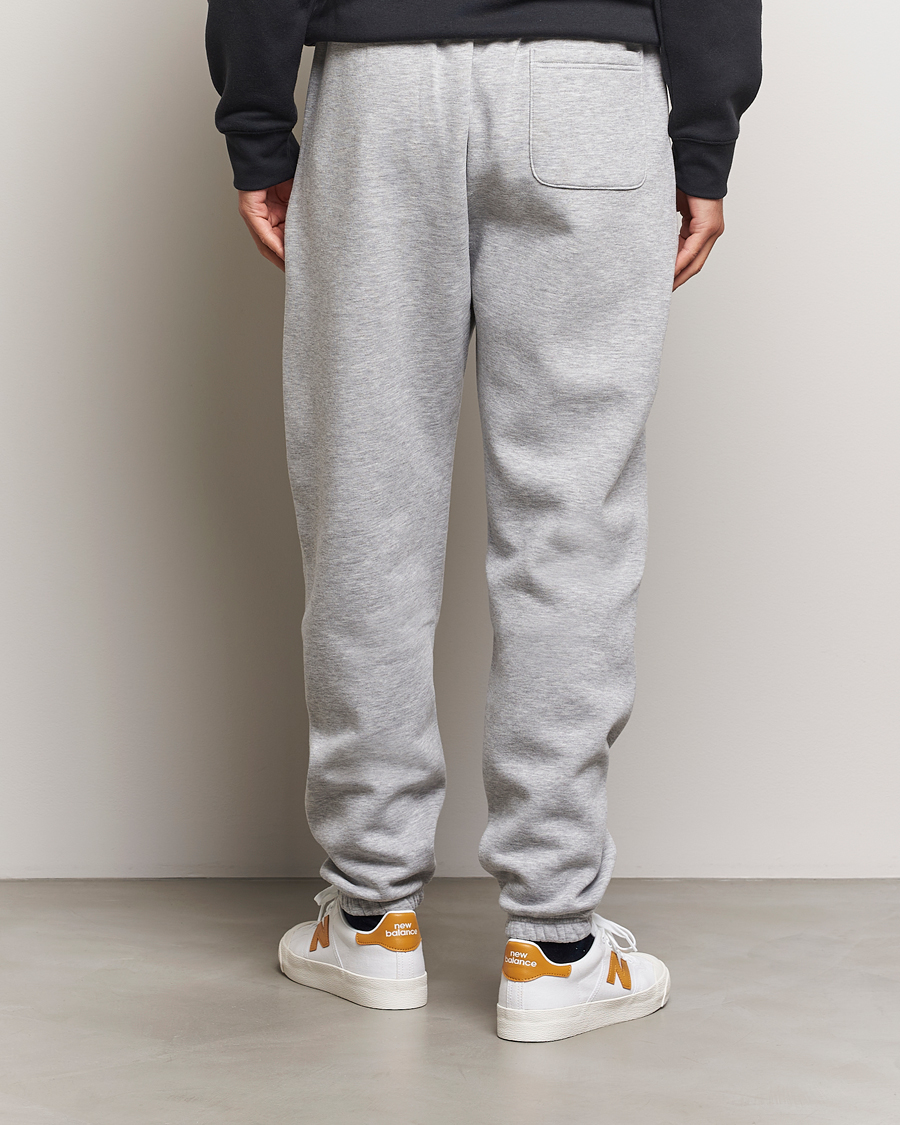 Herr | Byxor | New Balance | Essentials Fleece Sweatpants Athletic Grey