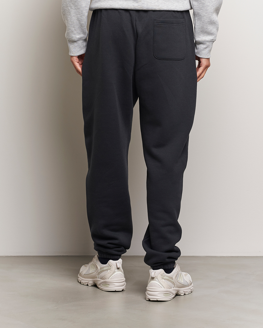 Herr | Byxor | New Balance | Essentials Fleece Sweatpants Black