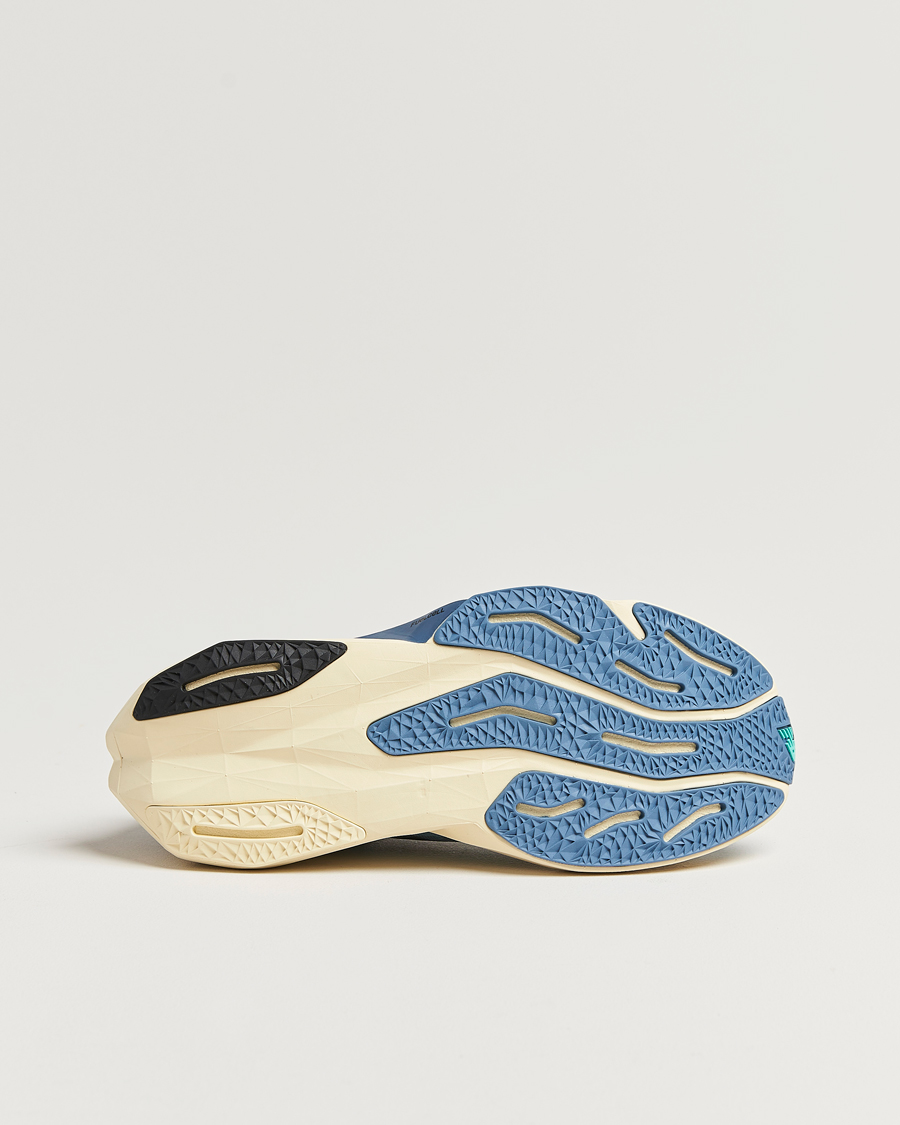 Herr | New Balance Running FuelCell Rebel v4 Blue | New Balance Running | FuelCell Rebel v4 Blue