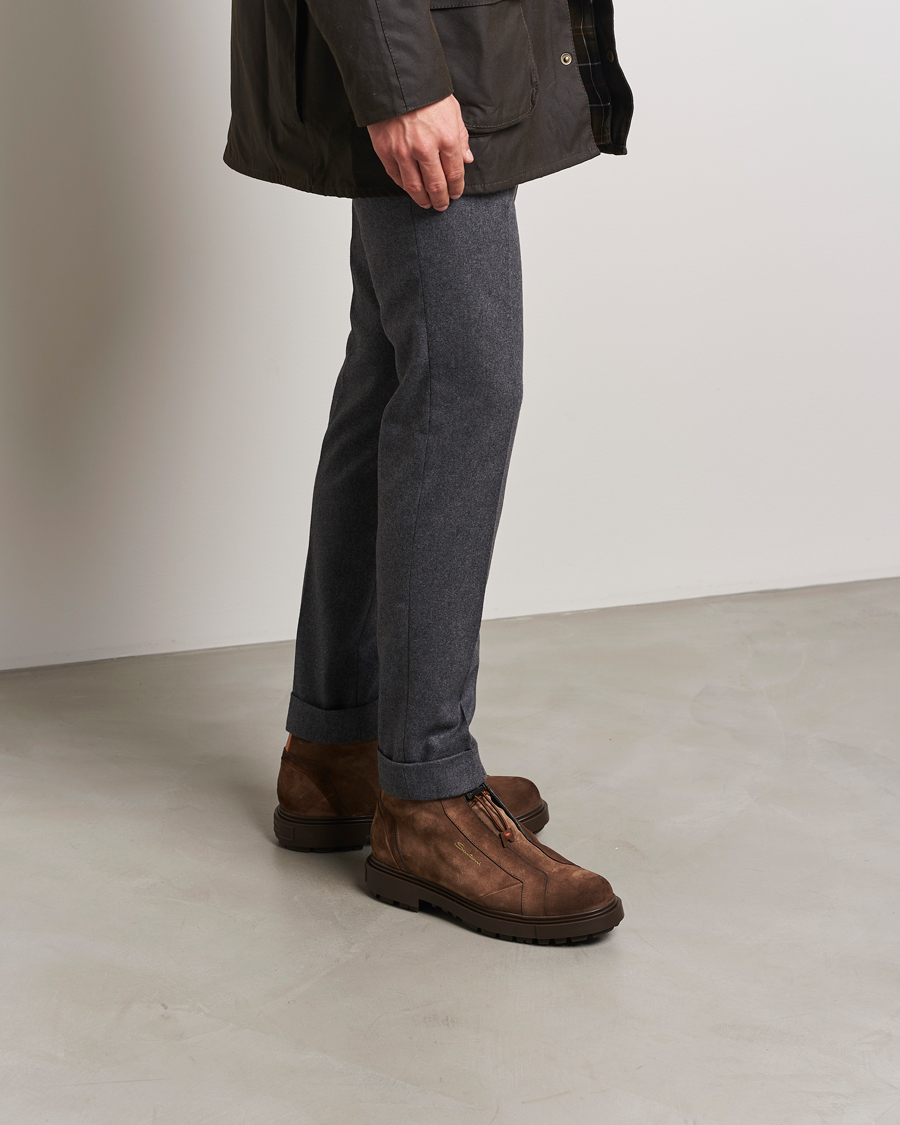 Herr | Santoni St Moritz No Lace Boot Dark Brown Suede | Santoni | St Moritz No Lace Boot Dark Brown Suede