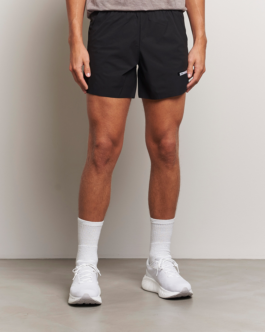 Herr | Shorts | Satisfy | PeaceShell 5 Inch Shorts Black