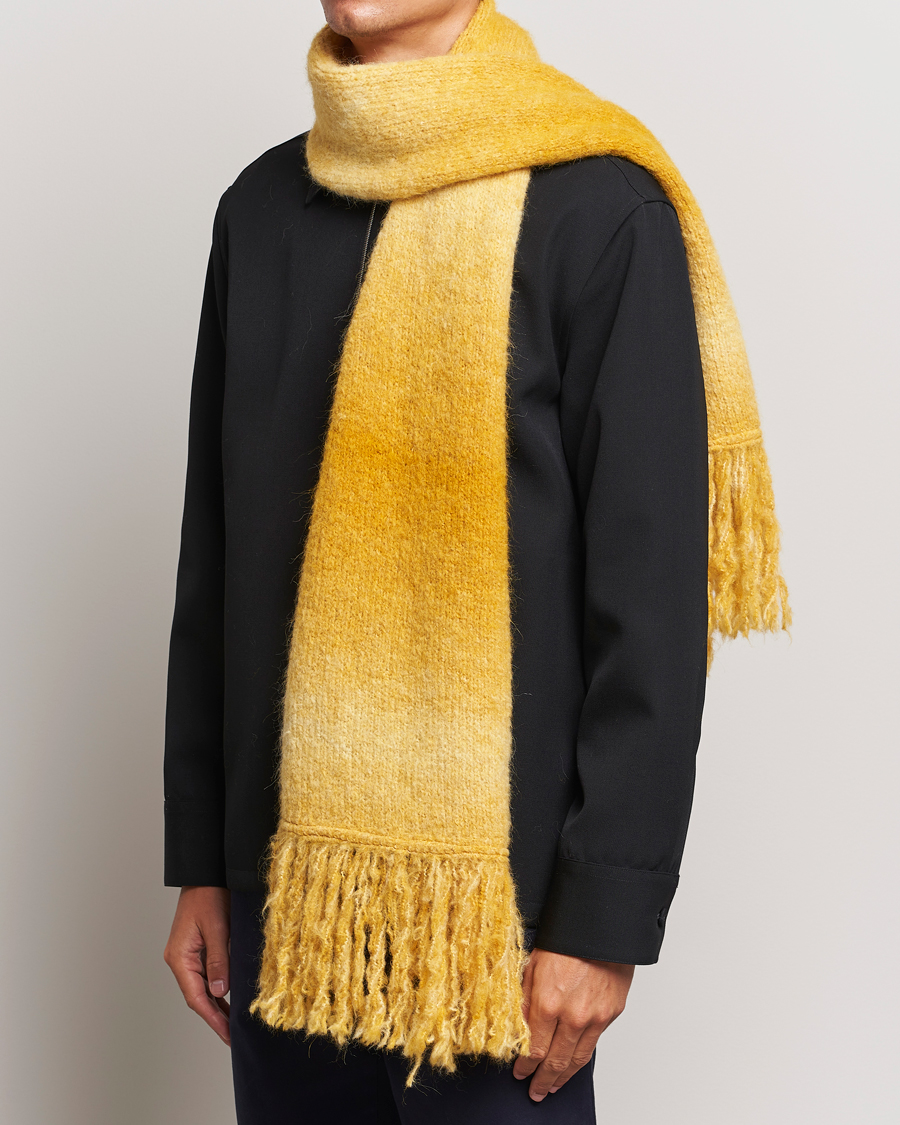 Herr | Sunflower Ombre Wool Scarf Yellow | Sunflower | Ombre Wool Scarf Yellow