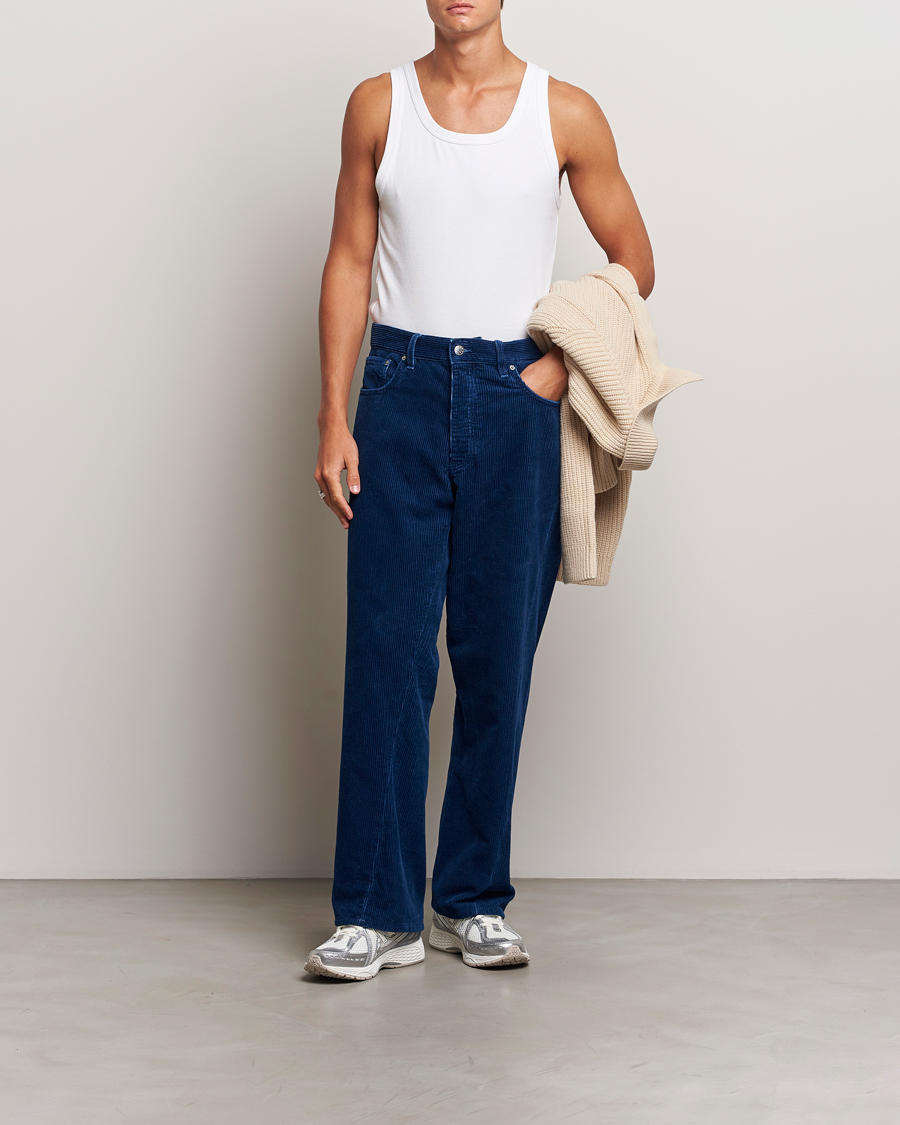 Herr | Byxor | Sunflower | Wide Twist Corduroy Pants Indigo