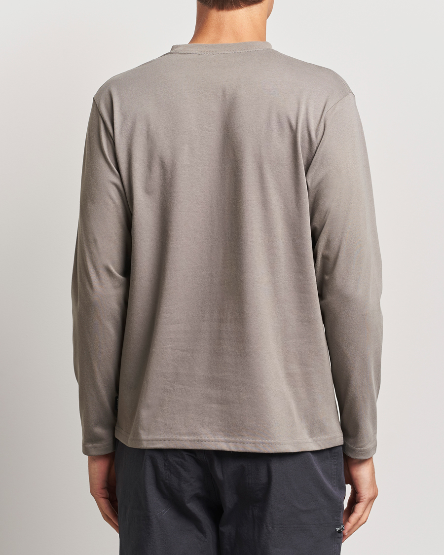 Herr | T-Shirts | Snow Peak | Onepoint Long Sleeve T-Shirt Greige