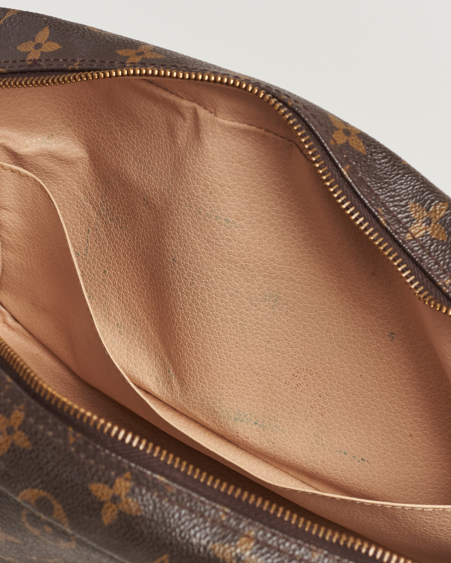 Herr | Louis Vuitton Pre-Owned Trousse de Toilette Washbag Monogram | Louis Vuitton Pre-Owned | Trousse de Toilette Washbag Monogram