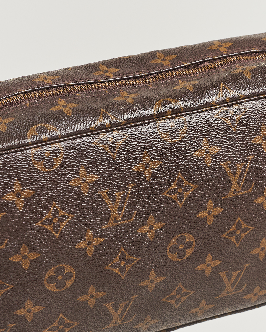 Herr | Louis Vuitton Pre-Owned Trousse de Toilette Washbag Monogram | Louis Vuitton Pre-Owned | Trousse de Toilette Washbag Monogram