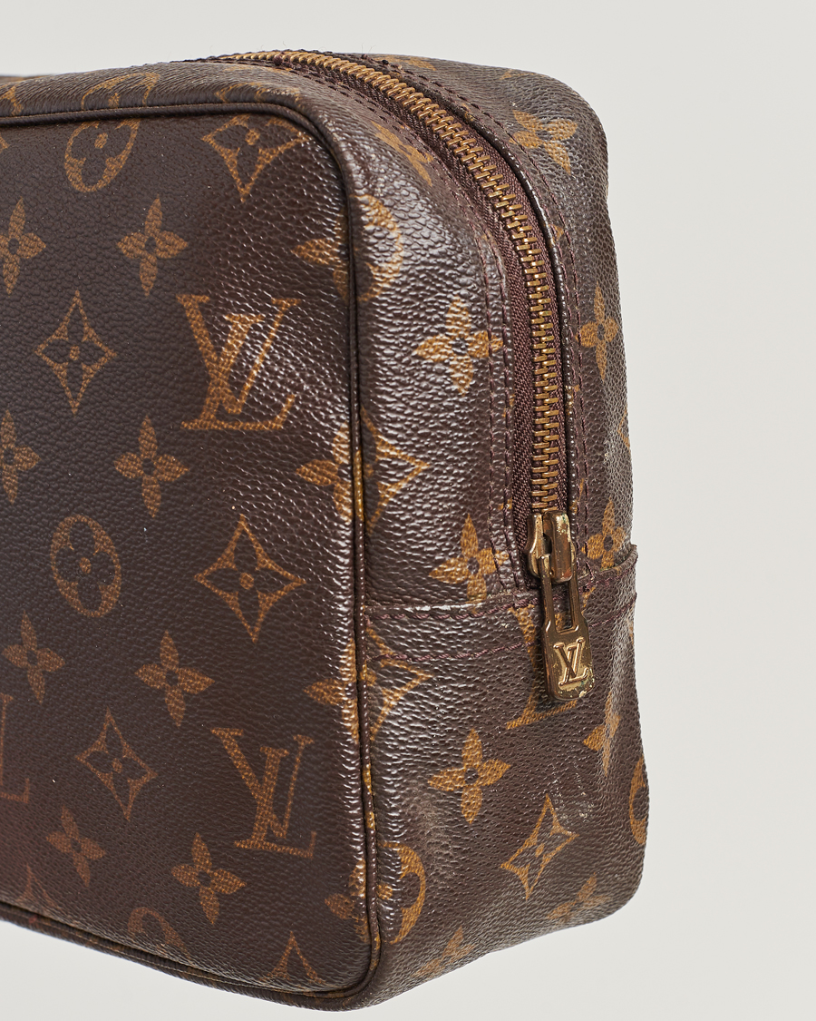 Herr | Louis Vuitton Pre-Owned Trousse de Toilette Washbag Monogram | Louis Vuitton Pre-Owned | Trousse de Toilette Washbag Monogram