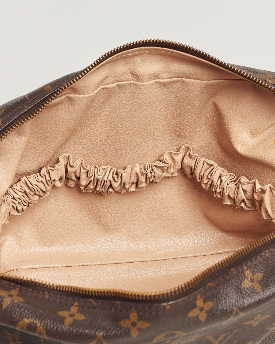 Herr | Louis Vuitton Pre-Owned Trousse de Toilette Washbag Monogram | Louis Vuitton Pre-Owned | Trousse de Toilette Washbag Monogram