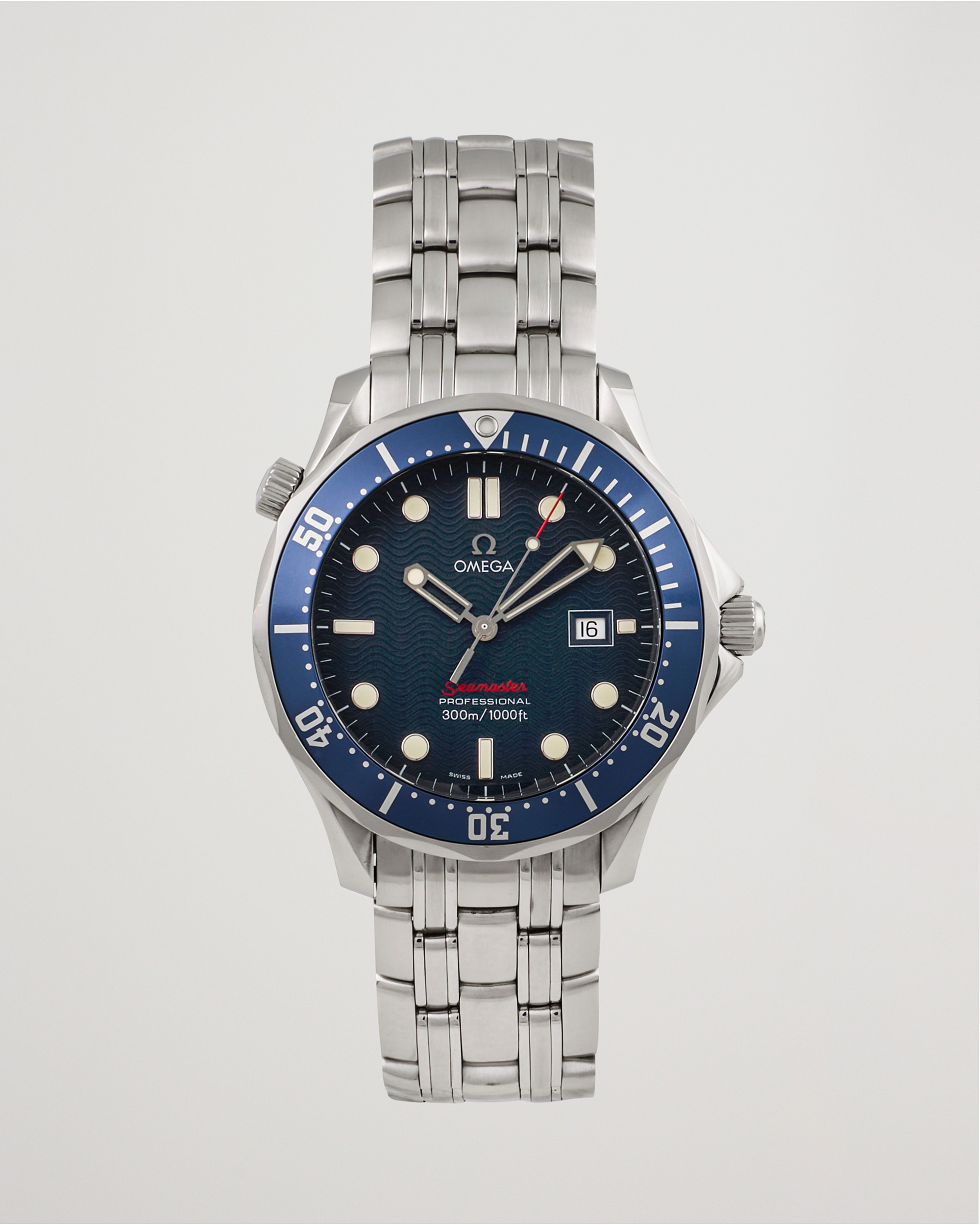 Herr | Omega Pre-Owned Seamaster Diver 300M Red 2221.80.00 Silver | Omega Pre-Owned | Seamaster Diver 300M Red 2221.80.00 Silver