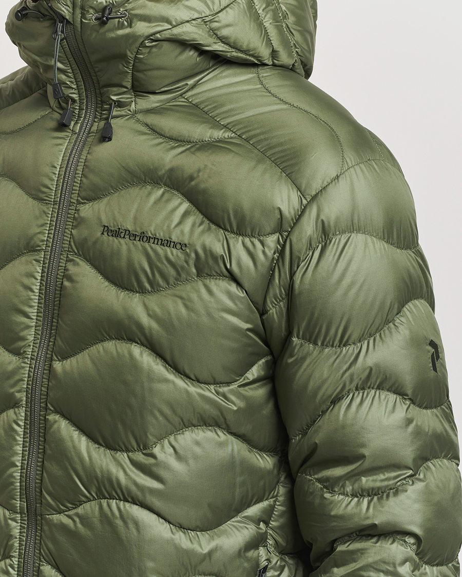 Herr | Jackor | Peak Performance | Helium Down Hooded Jacket Pine Needle